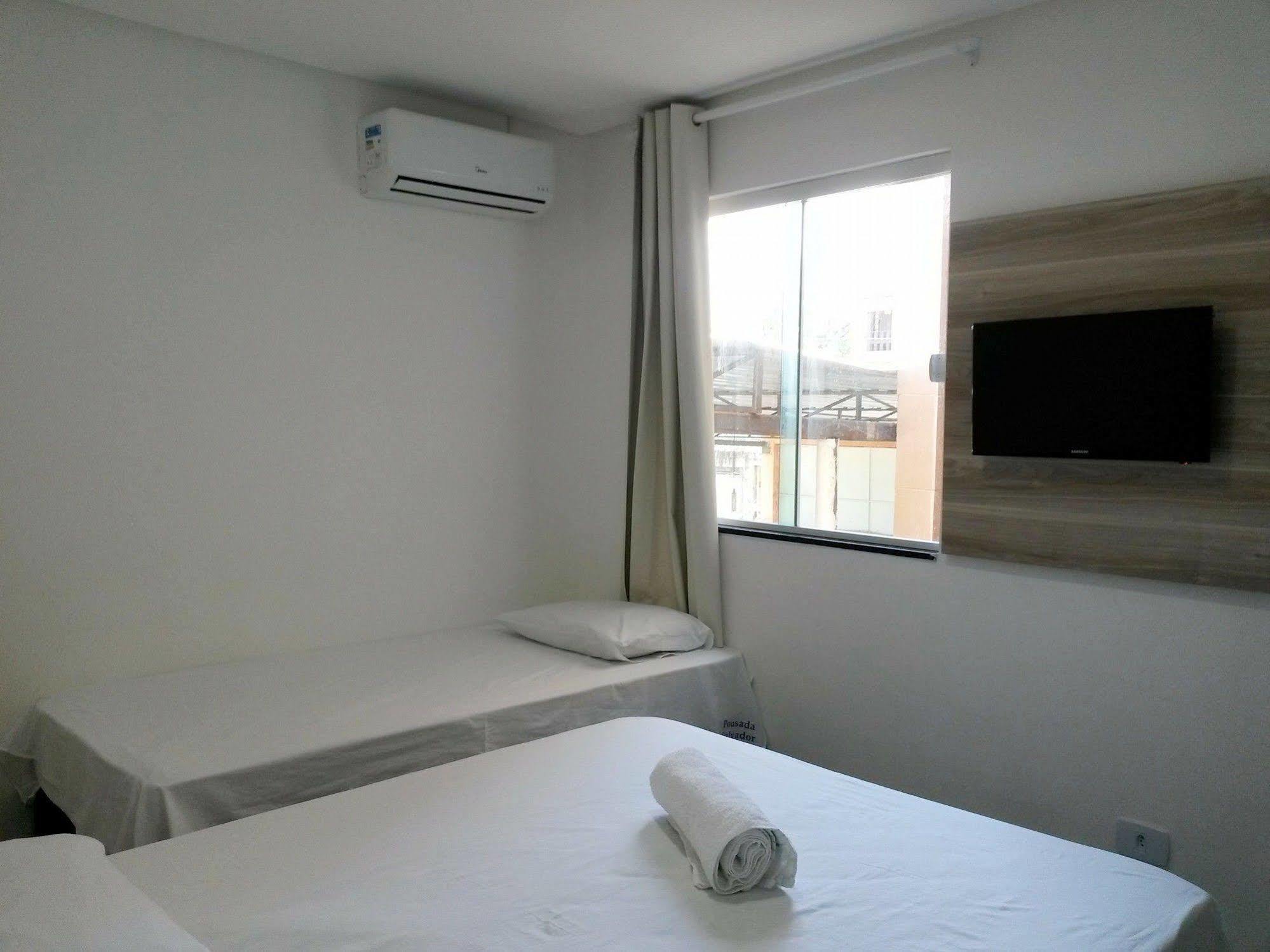 Hotel Салвадор Екстериор снимка